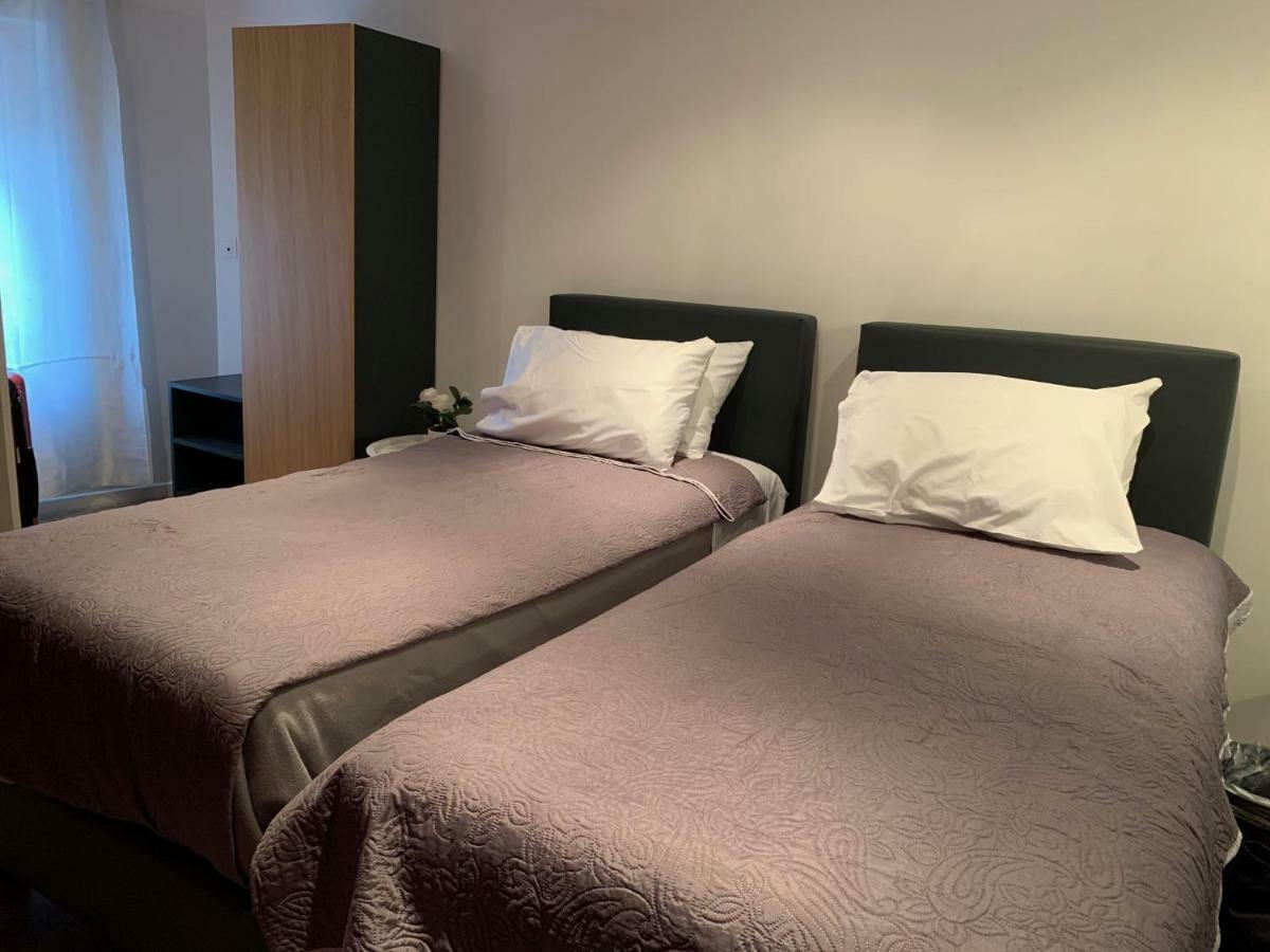 Hotel Hovi De La Mairie Aubervilliers Kültér fotó