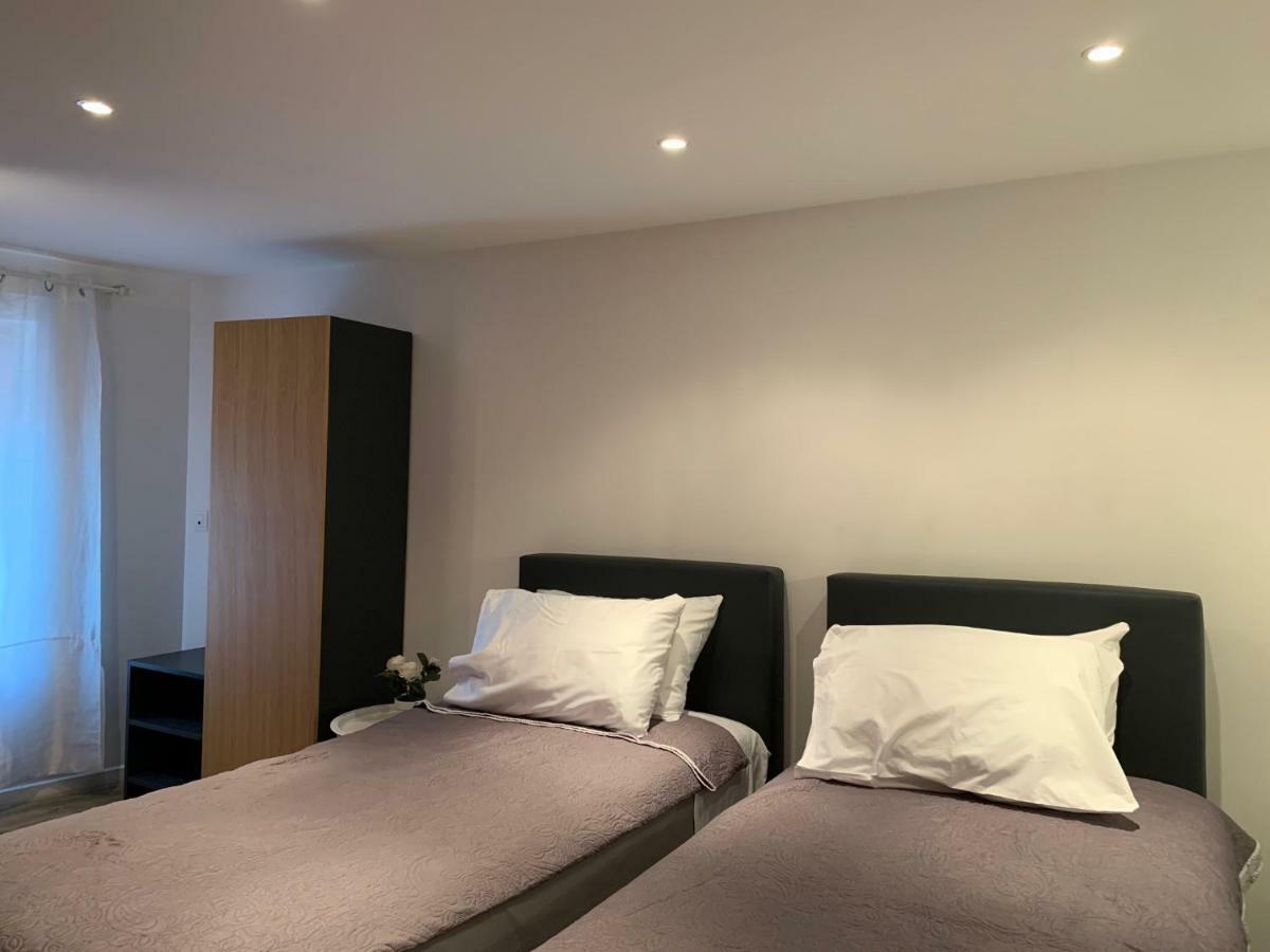 Hotel Hovi De La Mairie Aubervilliers Kültér fotó
